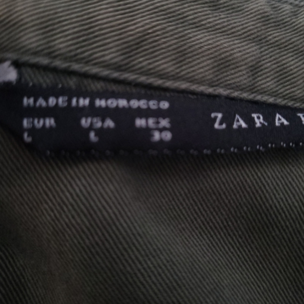 Zara Basic Olive Green Button-Up Shirt – Size Large - Picture 5 of 7